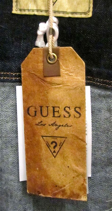 guess etiquetas